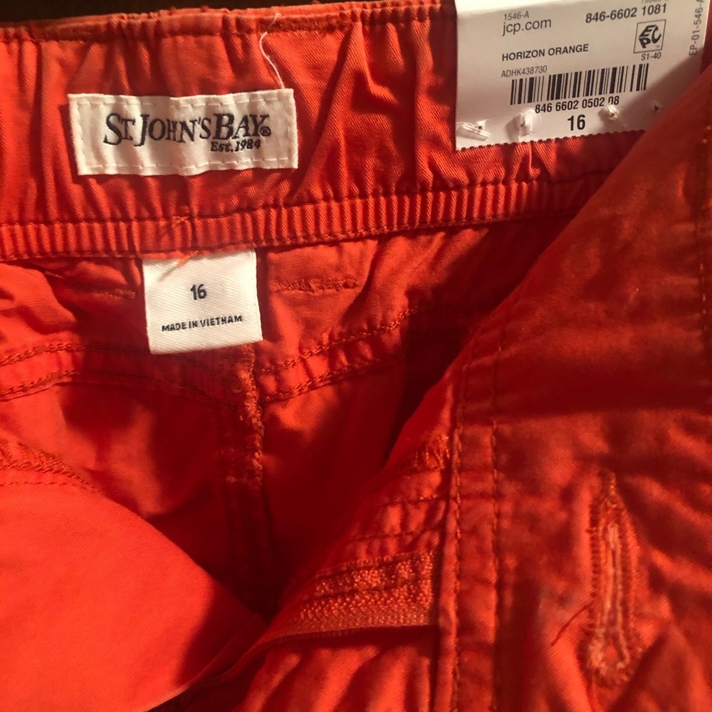NWT Bermuda shorts